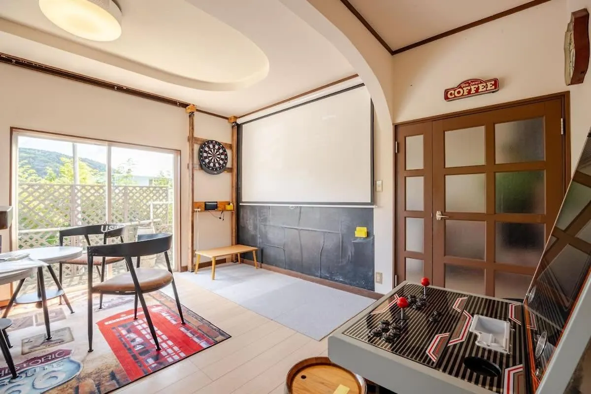 Tatil Evi 【芦ノ湖徒歩10分＆バス停1分】一棟貸切最大14人 大人數bbq可能 パーティ 『Route99』 Villa Hakone